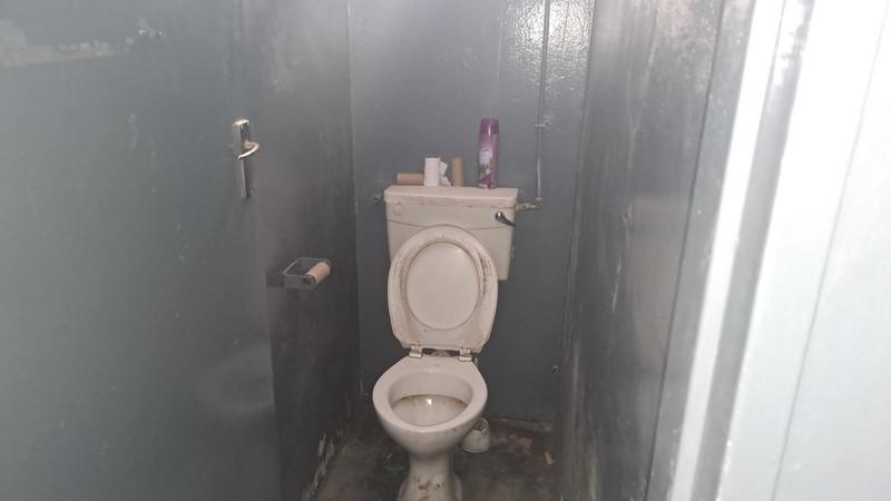 To Let commercial Property for Rent in Deal Party Eastern Cape